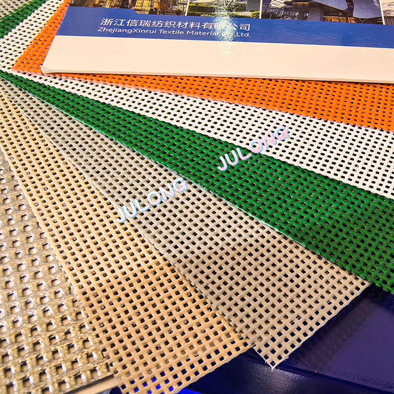 400g PVC Polyester Mesh Fabric untuk Sunshade Luar Ruang